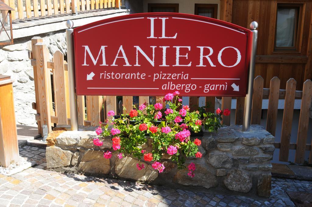 Hotel Il Maniero Ossana Zewnętrze zdjęcie